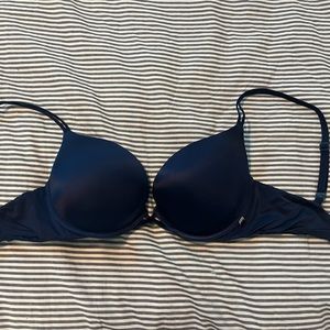 Victoria’s Secret Very Sexy push up 32 DD
